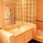 Помаранчева ванна кімната дизайн, фото колекції плитки (помаранчева ванна кімната дизайн фото помаранчева плитка для ванної кімнати фото помаранчева плитка у ванній фото) Помаранчева ванна кімната дизайн, фото колекції плитки