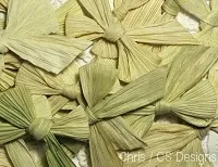 Прекрасні квіти з листя кукурудзяних качанів (кукурудзяних) Прекрасні квіти з листя кукурудзяних качанів