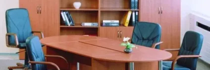 Правильне розташування столів в офісі - запорука гарної роботи (правильне) Правильне розташування столів в офісі - запорука гарної роботи