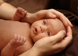 Маленький джерельце у новонародженого