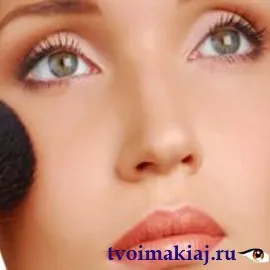 Макіяж для маленьких очей - як приховати особливості зовнішності, всі секрети макіяжу (маленьких) Макіяж для маленьких очей - як приховати особливості зовнішності, всі секрети макіяжу
