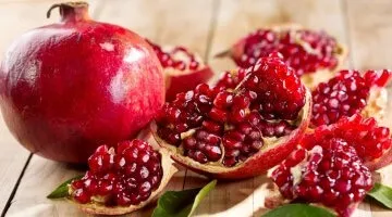 Маски з гранатом для шкіри обличчя 10 кращих рецептів (рецептів) Маски з гранатом для шкіри обличчя 10 кращих рецептів