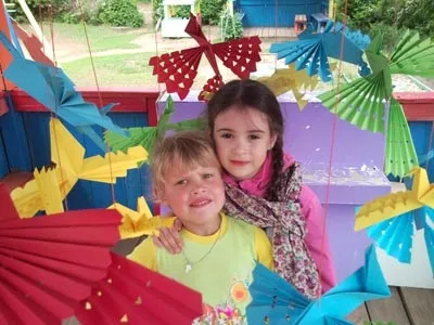 Майстер-клас з батьками і дітьми старшої групи птах щастя (дітьми) Майстер-клас з батьками і дітьми старшої групи птах щастя