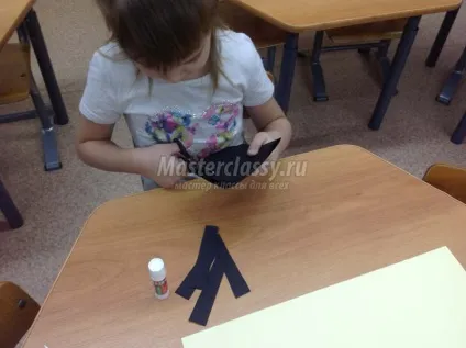 Майстер-клас з виготовлення панно в техніці паперопластика (виготовлення) Майстер-клас з виготовлення панно в техніці паперопластика