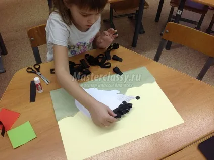 Майстер-клас з виготовлення панно в техніці паперопластика (майстер) Майстер-клас з виготовлення панно в техніці паперопластика