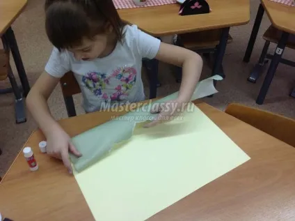 Майстер-клас з виготовлення панно в техніці паперопластика (клас) Майстер-клас з виготовлення панно в техніці паперопластика