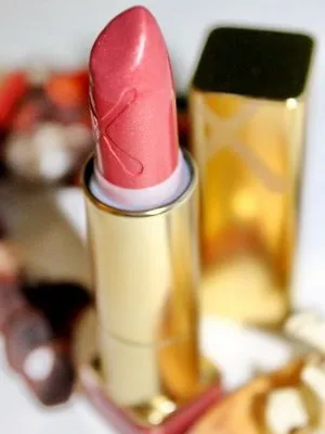 Max factor (макс фактор) бренд і країна виробник, історія та асортимент