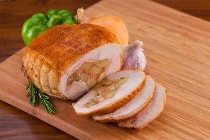 Мої рецепти м'ясний рулет зі свинини і курки з часником домашній (курки) Мої рецепти м'ясний рулет зі свинини і курки з часником домашній