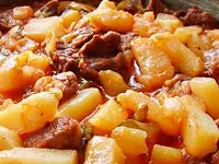 М'ясо, тушковане з картоплею і квасолею, кулінарні рецепти (картоплею) М'ясо, тушковане з картоплею і квасолею, кулінарні рецепти