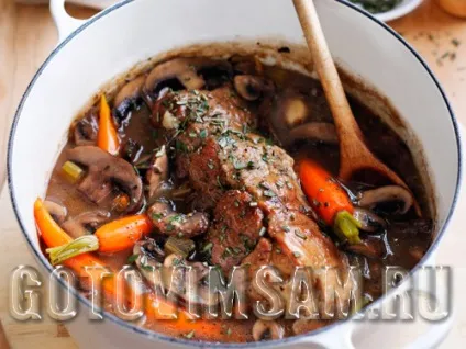 М'ясо, тушковане з картоплею і квасолею, кулінарні рецепти (квасолею) М'ясо, тушковане з картоплею і квасолею, кулінарні рецепти