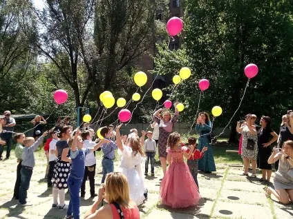 На свята діти донбасу бажають один одному - «бажаю, щоб тебе не вбило», адекватний краматорськ (діти) На свята діти донбасу бажають один одному - «бажаю, щоб тебе не вбило», адекватний краматорськ