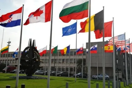 Нато чисельність військ і озброєння
