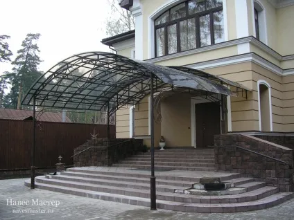 Навіс до дому з полікарбонату фото кращих навісів і козирків над ганком з полікарбонату, де (фото) Навіс до дому з полікарбонату фото кращих навісів і козирків над ганком з полікарбонату, де