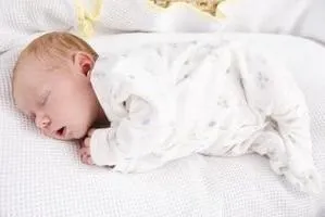 Кілька підказок, як одягнути новонародженого (одягнути) Кілька підказок, як одягнути новонародженого