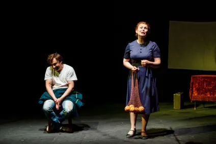 Ніч в театрі, або пошук нових театральних форм (пошук) Ніч в театрі, або пошук нових театральних форм