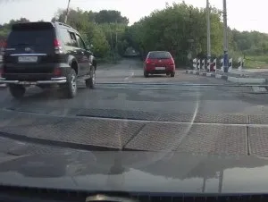 Обгін по пдд - коли його можна виконувати за правилами і чим відрізняється від випередження відео