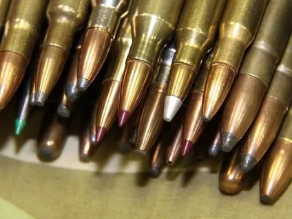 Потрібно міняти підхід до врахування зброї - зброя (потрібно) Потрібно міняти підхід до врахування зброї - зброя