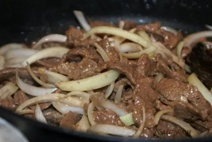 Огірки по-корейськи з м'ясом