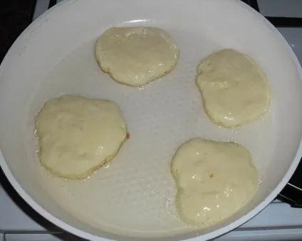 Оладікі на кефірі