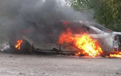Основні причини загоряння автомобіля (автомобіля) Основні причини загоряння автомобіля
