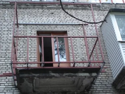 Засклення балконів в хрущовці види, інструкція як зробити (зробити) Засклення балконів в хрущовці види, інструкція як зробити