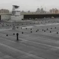 Парапет на покрівлі типи фартуха, пристрій і вузол примикання (примикання) Парапет на покрівлі типи фартуха, пристрій і вузол примикання