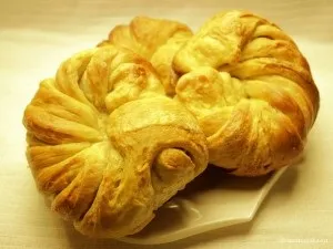 Пиріжки з сосисками і картоплею-рецепт приготування з фото (пиріжки) Пиріжки з сосисками і картоплею-рецепт приготування з фото