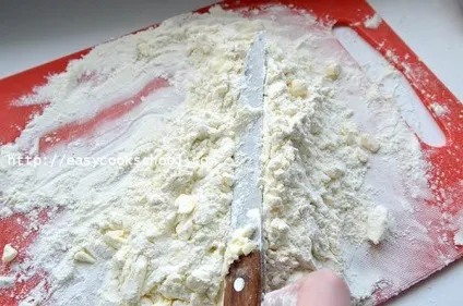 Пиріг з кабачками, цікавий рецепт, легкі рецепти (ложок крижаної води) Пиріг з кабачками, цікавий рецепт, легкі рецепти