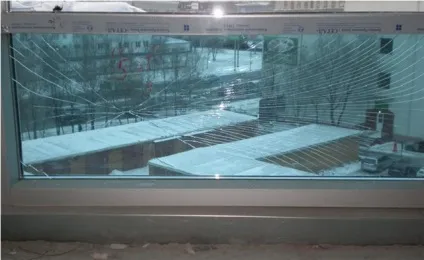 Чому лопаються склопакети