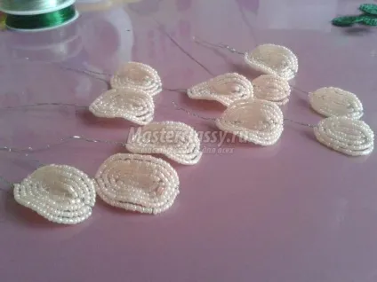 Плетіння з бісеру троянди мк з покроковими фото (плетіння з бісеру квіти) Плетіння з бісеру троянди мк з покроковими фото
