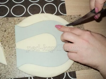 Підкова з солоного тіста своїми руками фото і відео майстер клас покроково (фото) Підкова з солоного тіста своїми руками фото і відео майстер клас покроково