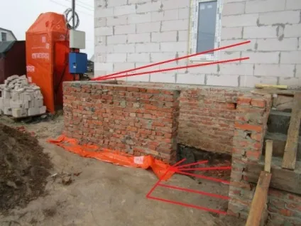 Розглянемо як зробити вхід в льох