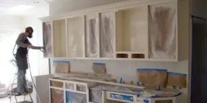 Ремонт кухонних меблів на дому в Харків - чоловік на годину (меблів) Ремонт кухонних меблів на дому в Харків - чоловік на годину