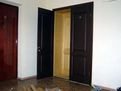 Ремонт вхідних металевих дверей видеоурок своїми руками (ремонт) Ремонт вхідних металевих дверей видеоурок своїми руками