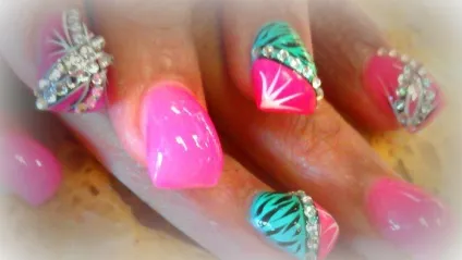 Бульбашки на нігтях новий тренд bubblenails підкорює соцмережі! (Фото відео) (bubblenails фото) Бульбашки на нігтях новий тренд bubblenails підкорює соцмережі! (Фото відео)