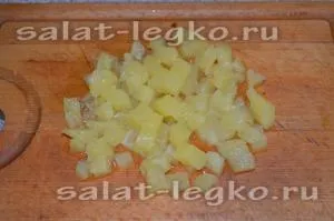 Салат c куркою, ананасом, сиром і картоплею, рецепт з фото (ананаси) Салат c куркою, ананасом, сиром і картоплею, рецепт з фото