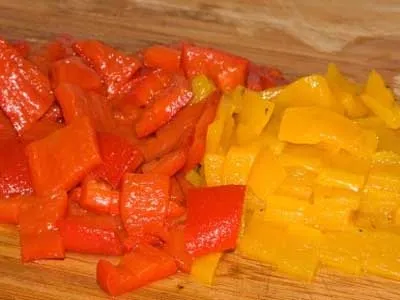 Салат з курки з ананасом (ананасом) Салат з курки з ананасом