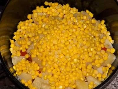 Салат з курки з ананасом (розумна кухня) Салат з курки з ананасом