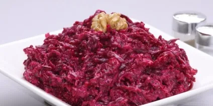 Салат з буряка сирої, вареної і запеченою - прості рецепти приготування з фото (вареної) Салат з буряка сирої, вареної і запеченою - прості рецепти приготування з фото