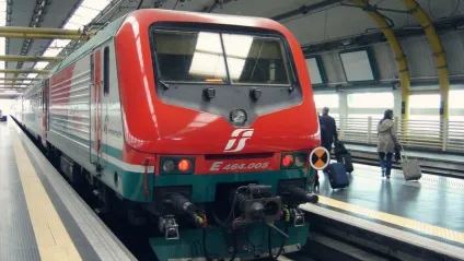 Керівництво як дістатися з Ріміні в рим на поїзді або автобусі - відстань між містами (дорога) Керівництво як дістатися з Ріміні в рим на поїзді або автобусі - відстань між містами
