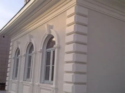Русти на фасаді будинку з пінопласту що це таке (пінопласту) Русти на фасаді будинку з пінопласту що це таке