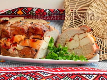 Рулет зі свинини і курки в духовці (курки) Рулет зі свинини і курки в духовці