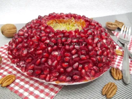 Салат - гранатовий браслет - з куркою класичний рецепт приготування з фото (салат) Салат - гранатовий браслет - з куркою класичний рецепт приготування з фото