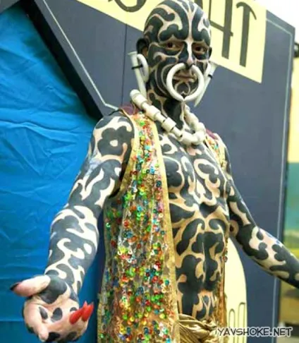 Самий татуйований людина в світі (татуйований) Самий татуйований людина в світі