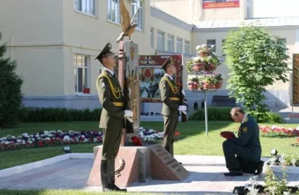 Саратовський військовий інститут внутрішніх військ мвдУкаіни історія, опис, факультети і (внутрішніх) Саратовський військовий інститут внутрішніх військ мвдУкаіни історія, опис, факультети і