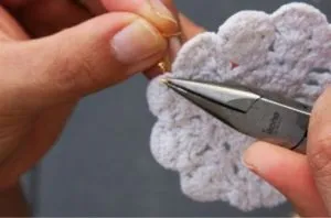 Сережки з мережива своїми руками