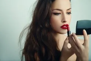 Кульки після збільшення губ гіалуроновою кислотою чому вони з'явилися і як їх прибрати (після збільшення губ з'явилися кульки) Кульки після збільшення губ гіалуроновою кислотою чому вони з'явилися і як їх прибрати