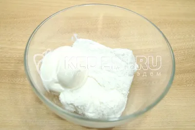 Шарлотка з сиром і яблуками - рецепт з фото (сиром) Шарлотка з сиром і яблуками - рецепт з фото