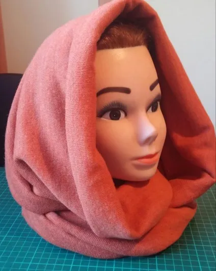 Шиємо шарф-снуд з трикотажного полотна - ярмарок майстрів - ручна робота, handmade (швейна машина) Шиємо шарф-снуд з трикотажного полотна - ярмарок майстрів - ручна робота, handmade