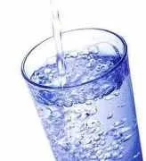 Скільки в воді калорій